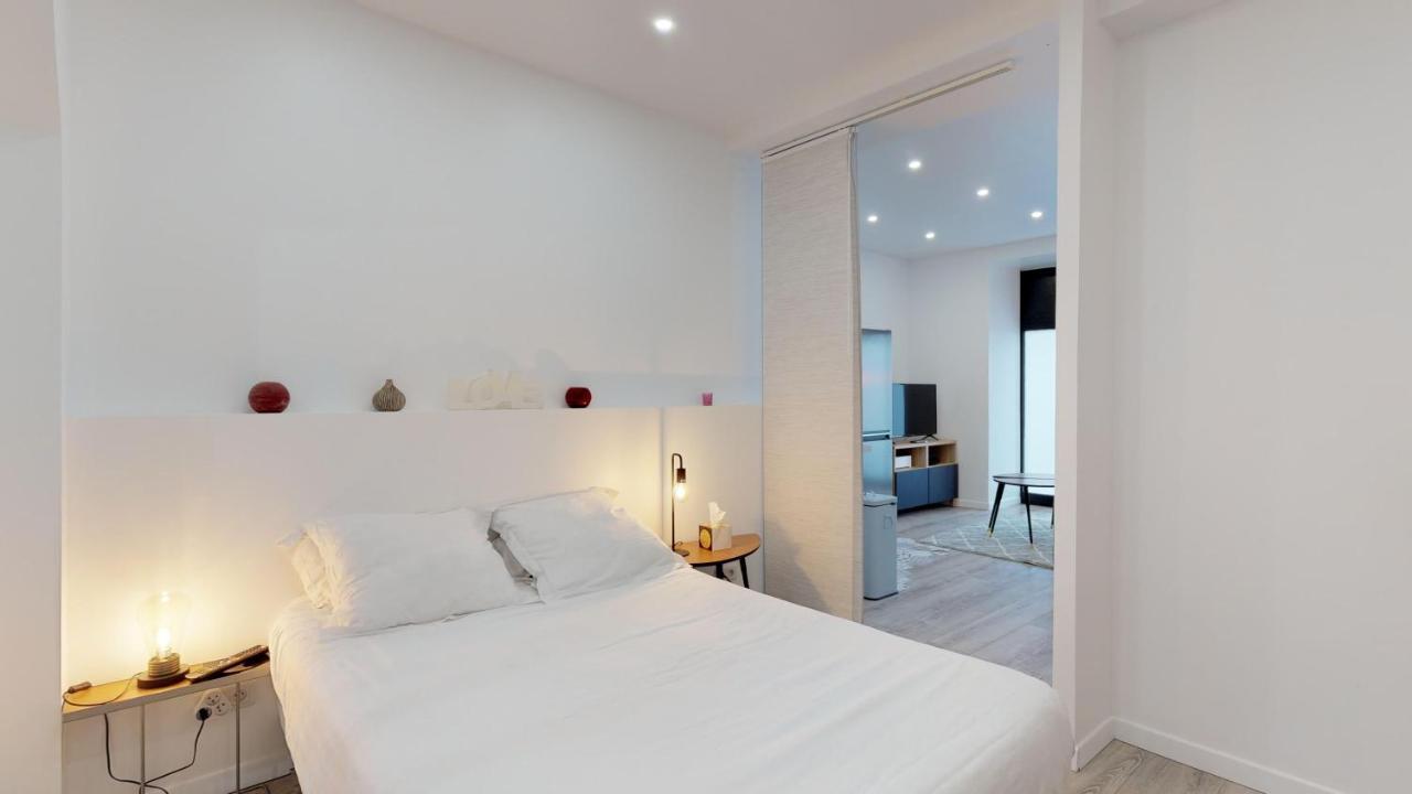 Luxurious And Cosy In The Center Of 14 * Parijs